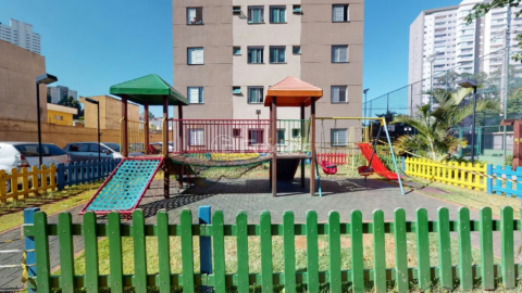 Image 33 - 1033915